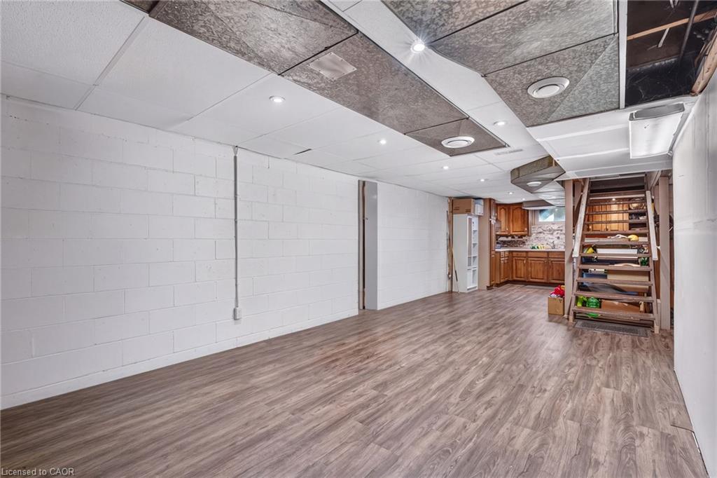 121 Panin Road Property Photo 28