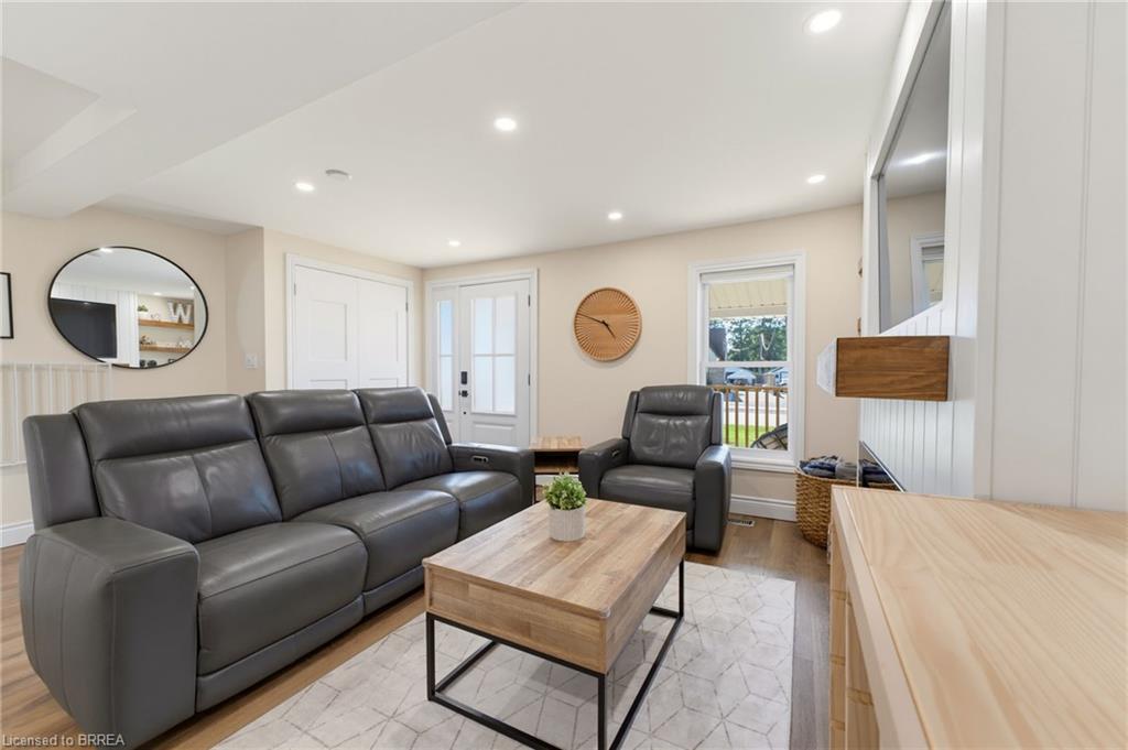 56 Alexander Street Property Photo 6