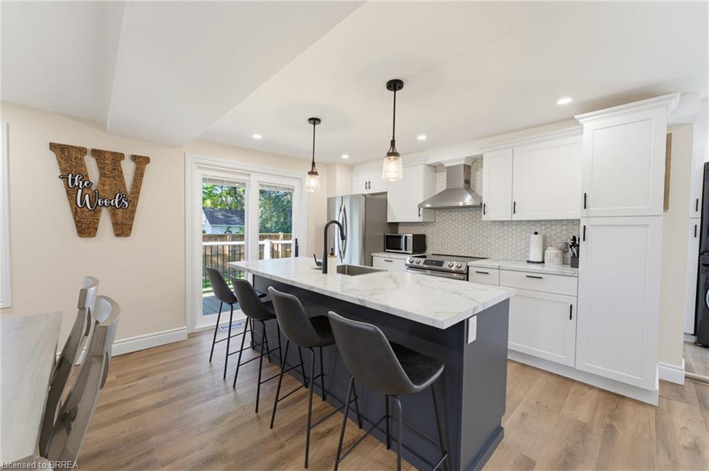 56 Alexander Street Property Photo 8