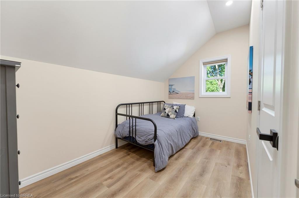56 Alexander Street Property Photo 15