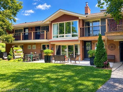 81 Thomson Drive Property Photo 1