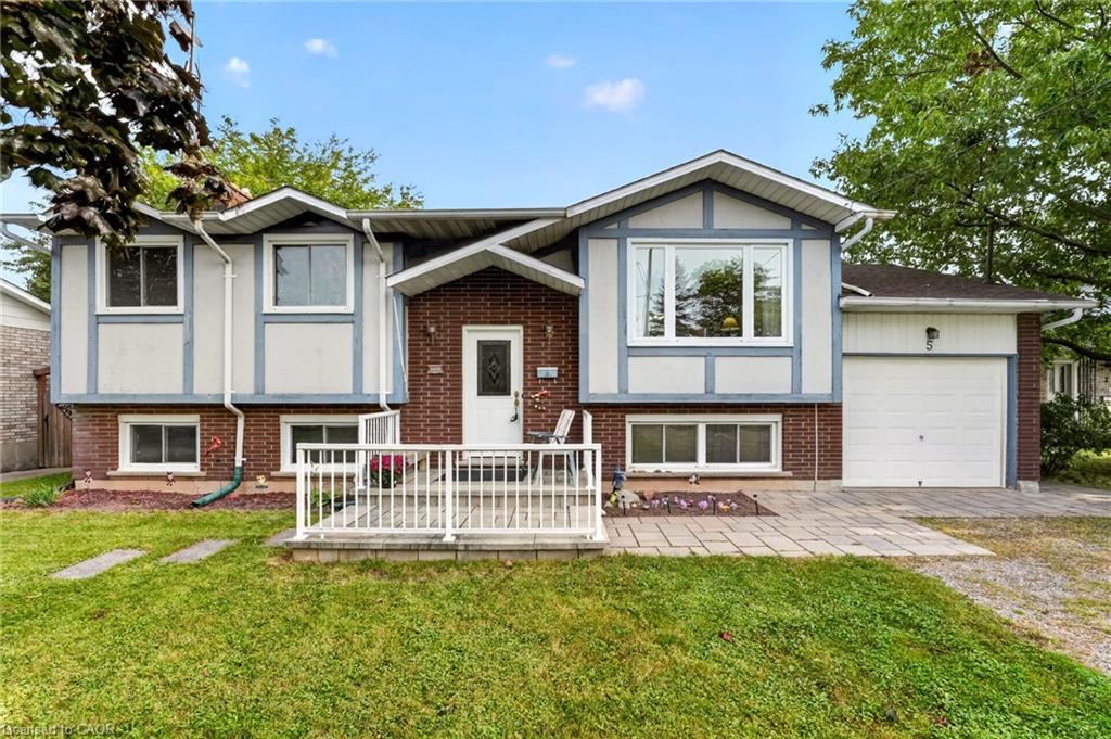 5 Brooks Circle Property Photo 1