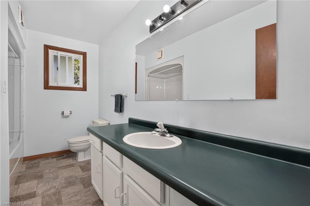 5 Brooks Circle Property Photo 19