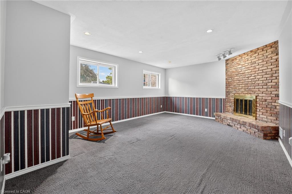 5 Brooks Circle Property Photo 30