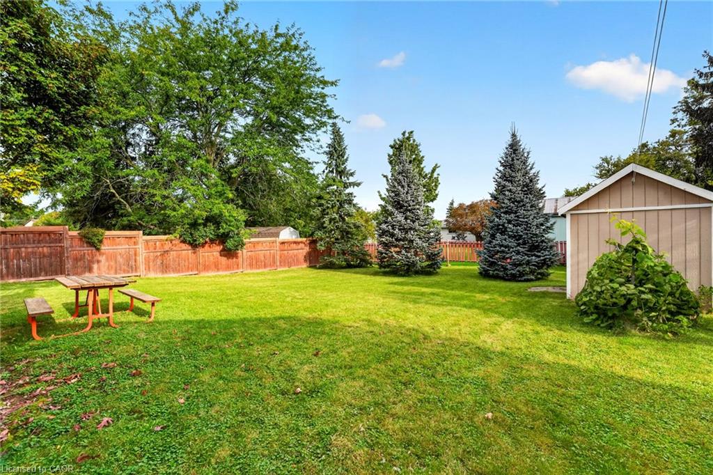 5 Brooks Circle Property Photo 41