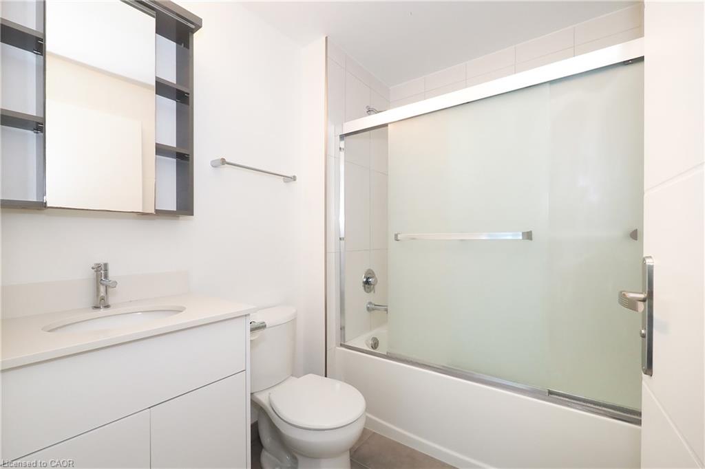 201-60 Frederick Street Property Photo 26