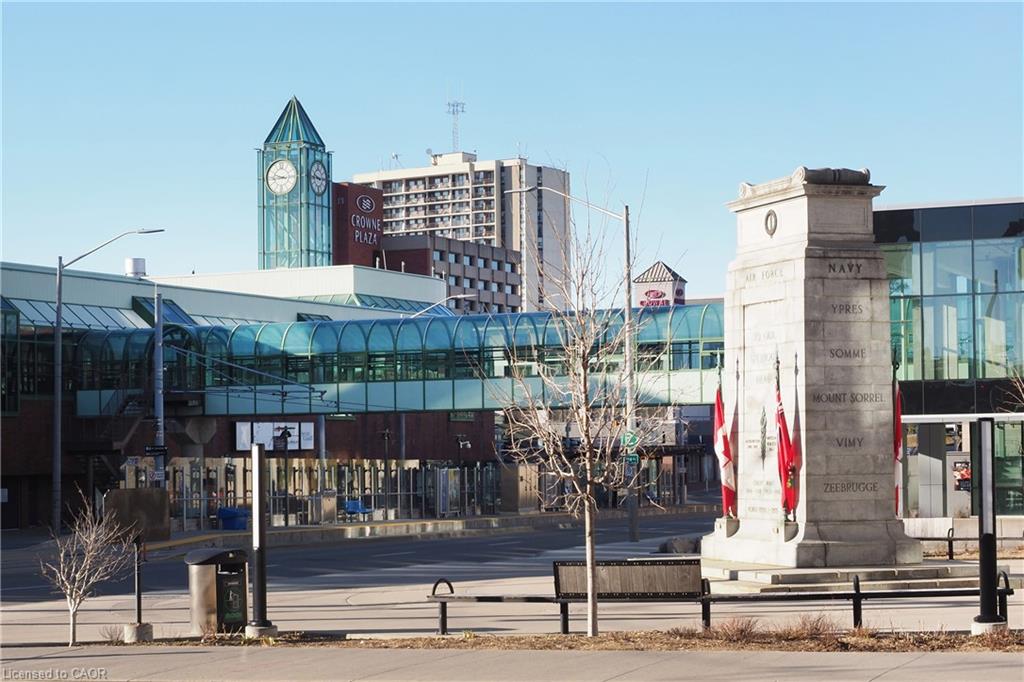 201-60 Frederick Street Property Photo 44