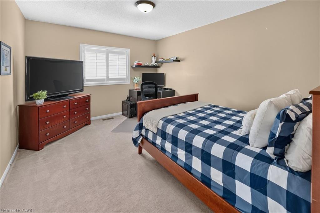 123 Moorland Crescent Property Photo 22