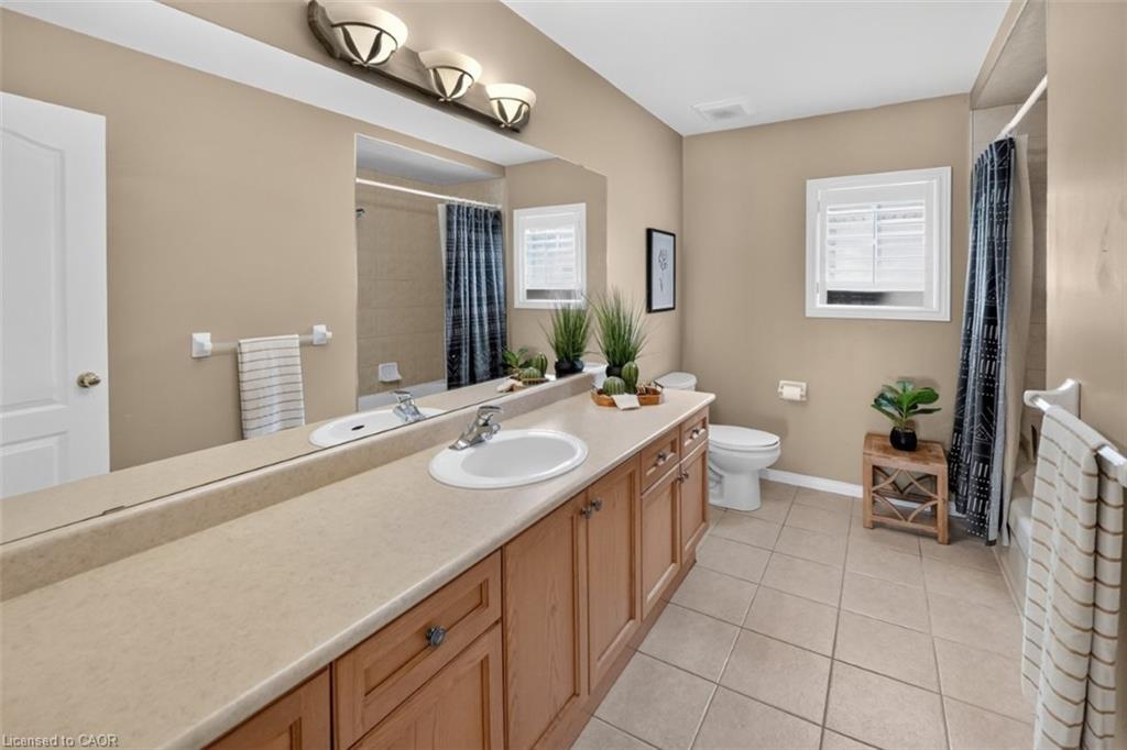 123 Moorland Crescent Property Photo 23