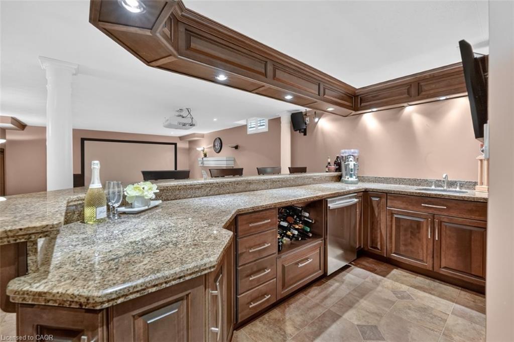 123 Moorland Crescent Property Photo 28