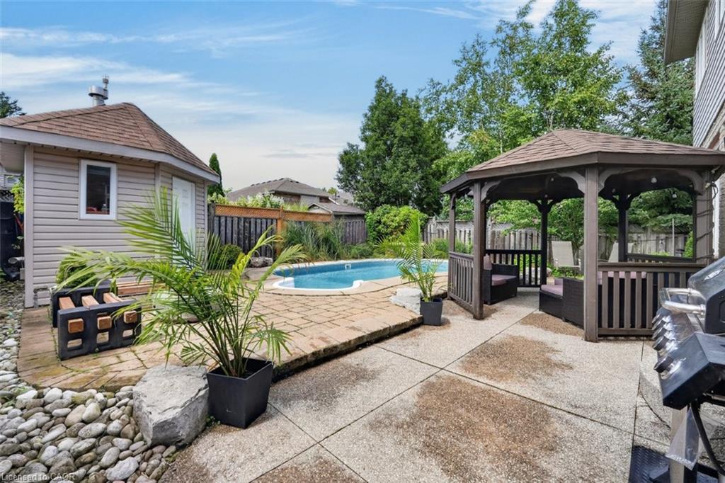 123 Moorland Crescent Property Photo 32