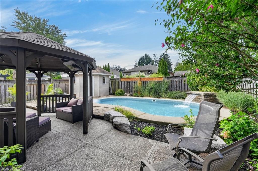 123 Moorland Crescent Property Photo 33