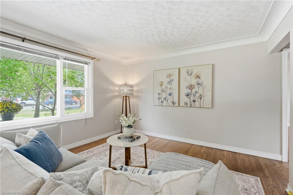 8 Emming Court Property Photo 9