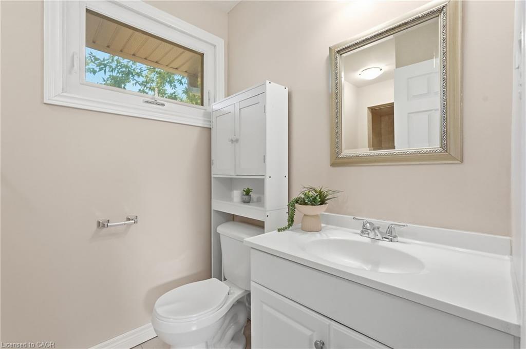 8 Emming Court Property Photo 17