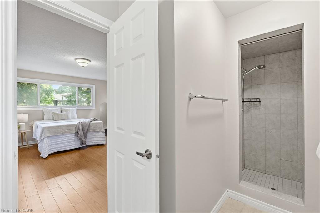 8 Emming Court Property Photo 18