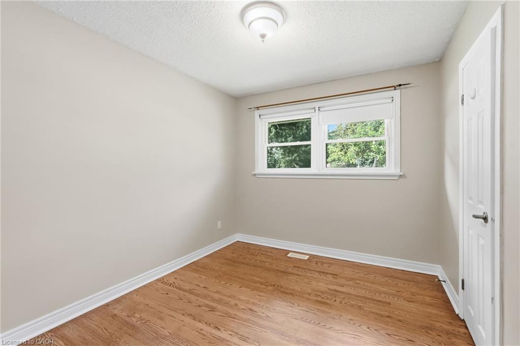 8 Emming Court Property Photo 21