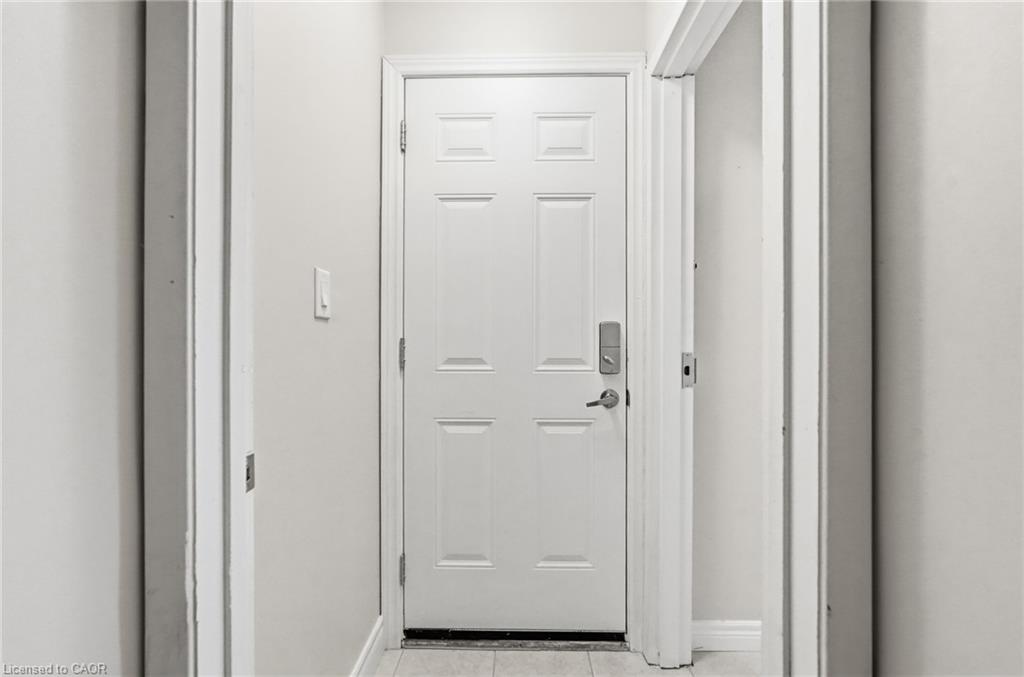 8 Emming Court Property Photo 29