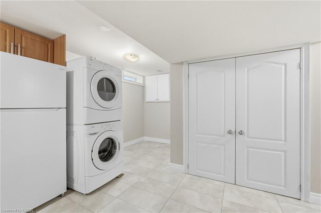 8 Emming Court Property Photo 31