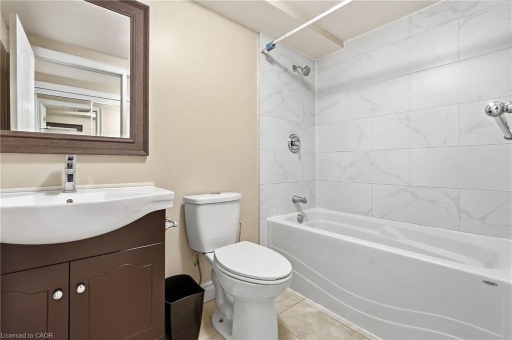 8 Emming Court Property Photo 35