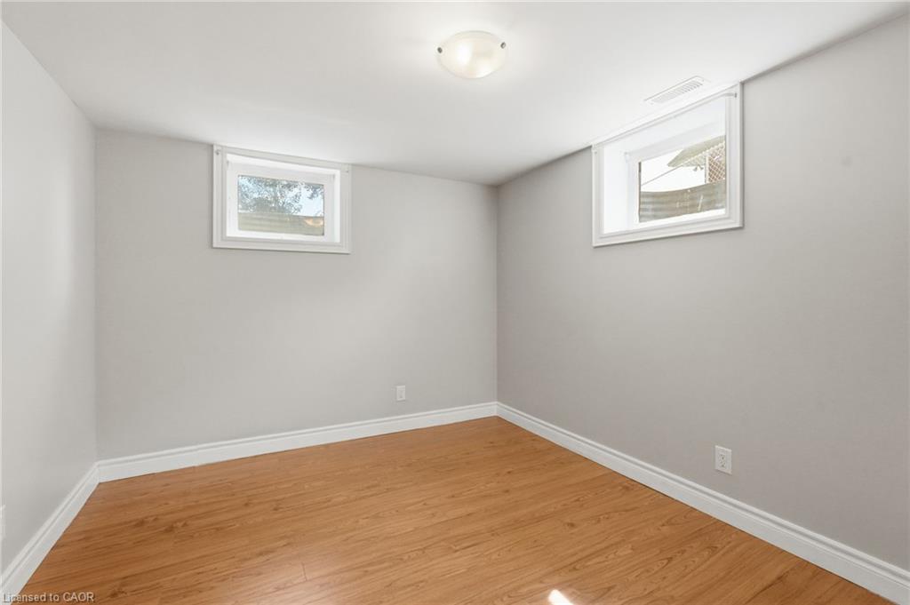 8 Emming Court Property Photo 46