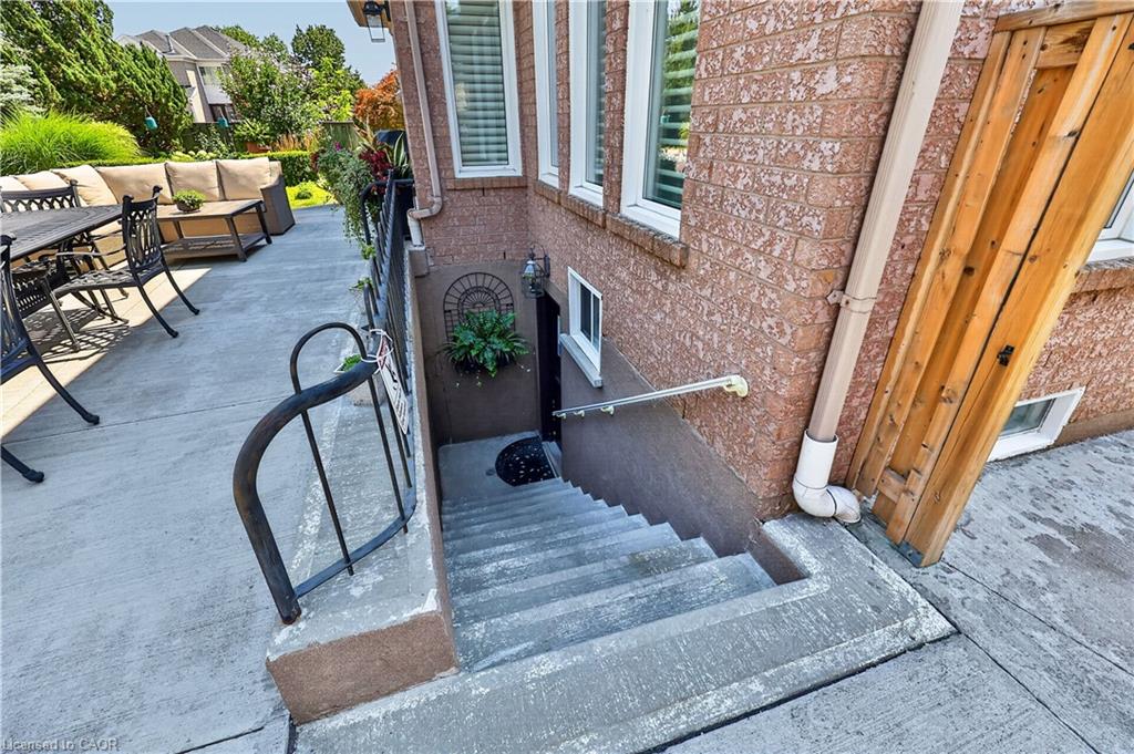 5563 Whitehorn Avenue Property Photo 31