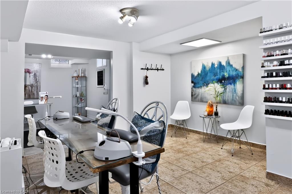 5563 Whitehorn Avenue Property Photo 32