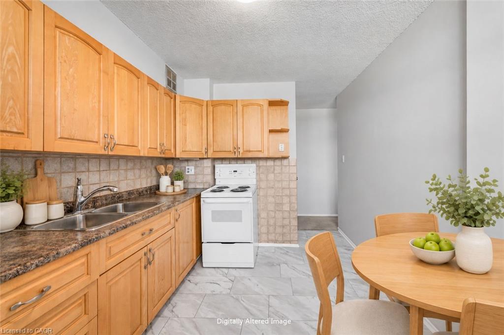 1210-700 Dynes Road Property Photo 20