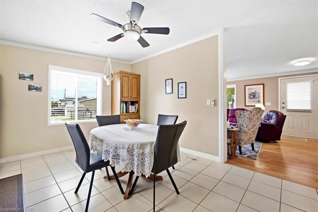 3 Walnut Way Pvt Property Photo 9