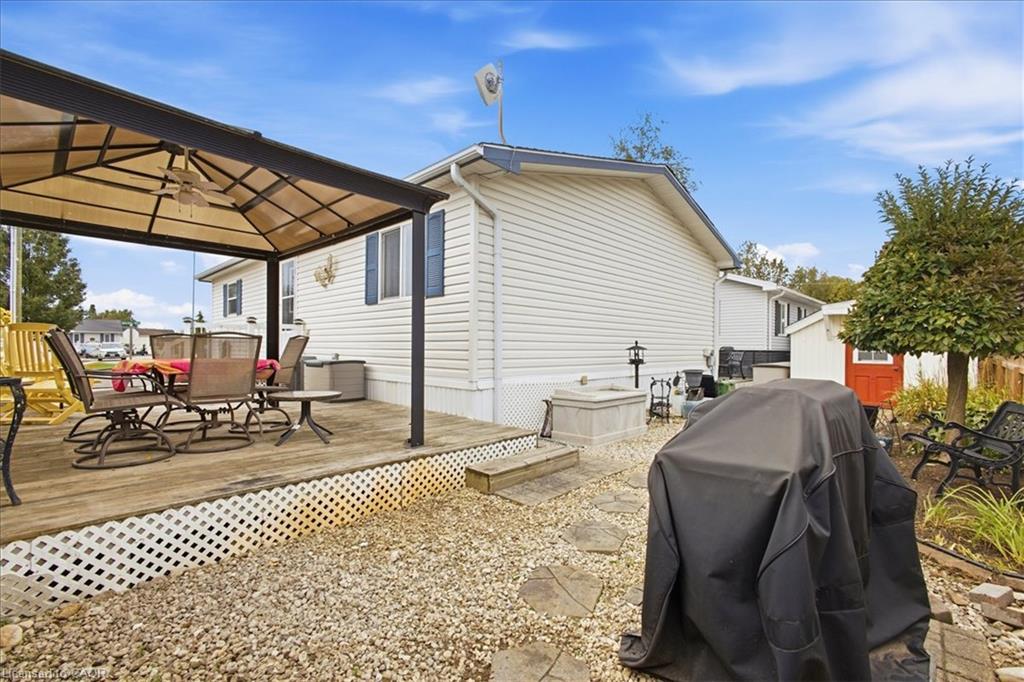 3 Walnut Way Pvt Property Photo 25