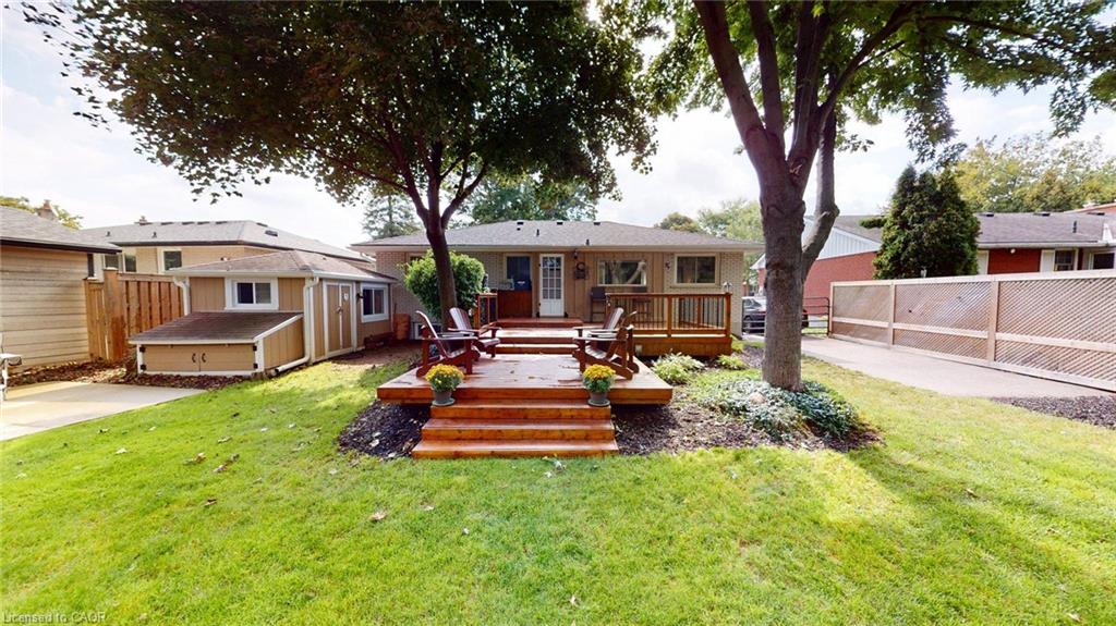 7 Cambridge Drive Property Photo 2