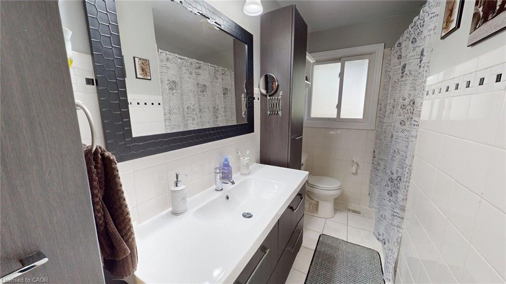 7 Cambridge Drive Property Photo 13