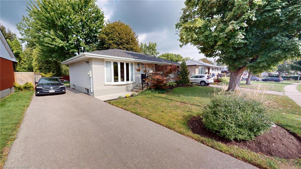 7 Cambridge Drive Property Photo 24