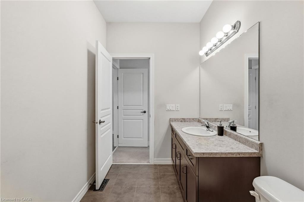 5 Murphy Lane Property Photo 28