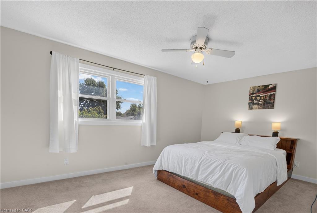 38 Meadow Woods Crescent Property Photo 33