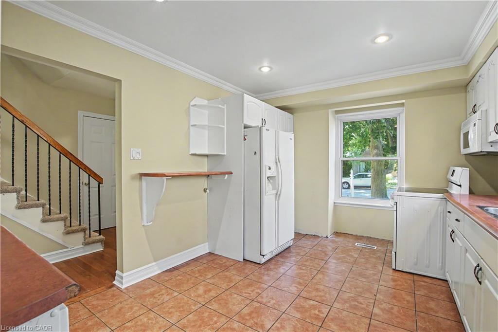 17 Hallmark Street Property Photo 9