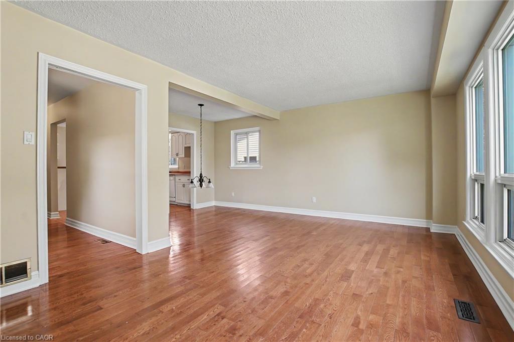 17 Hallmark Street Property Photo 12