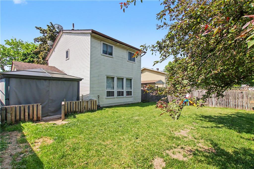 17 Hallmark Street Property Photo 31