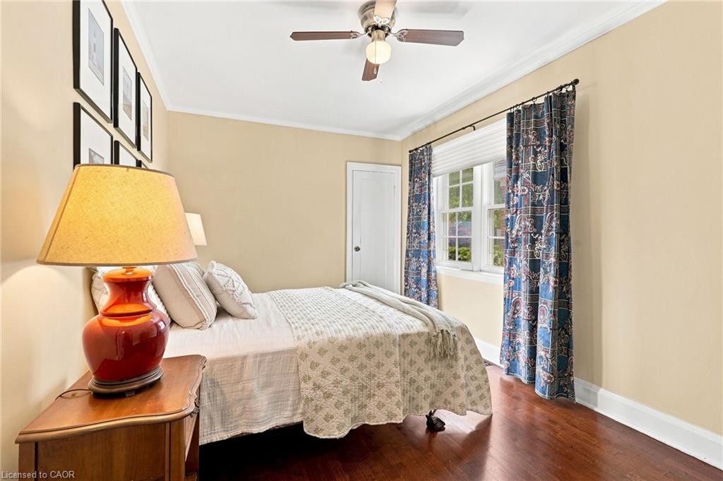 38 Garside Avenue S Property Photo 22