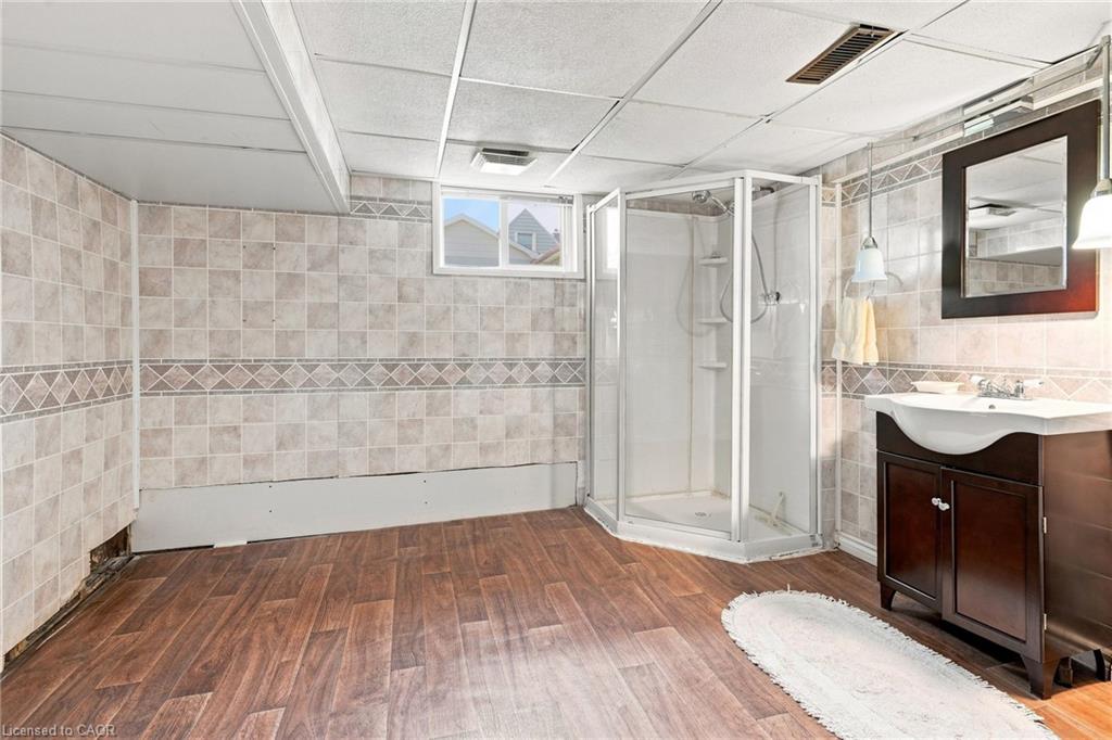 38 Garside Avenue S Property Photo 38