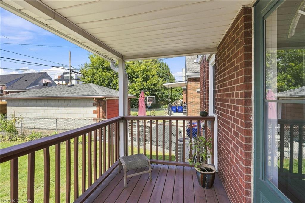 38 Garside Avenue S Property Photo 40