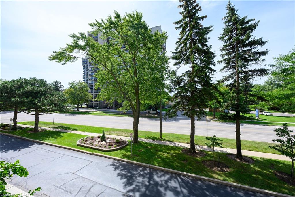 205-1359 White Oaks Boulevard Property Photo 11