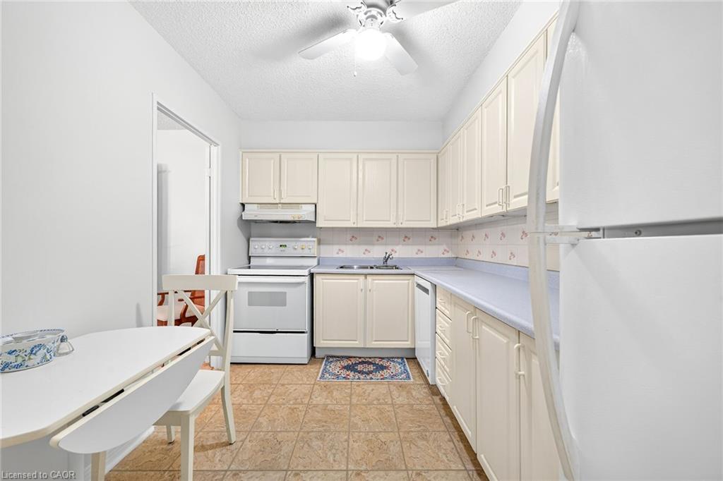 205-1359 White Oaks Boulevard Property Photo 13