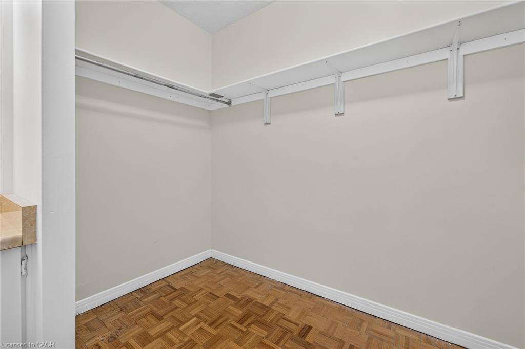 205-1359 White Oaks Boulevard Property Photo 20