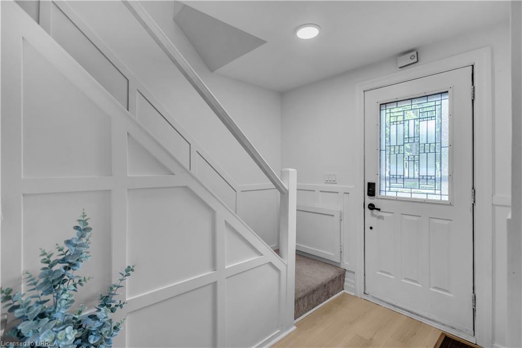 9 Aylmer Street Property Photo 7
