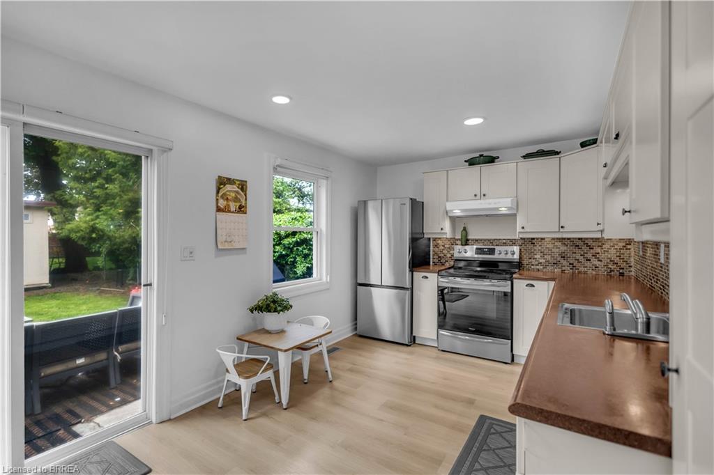 9 Aylmer Street Property Photo 13