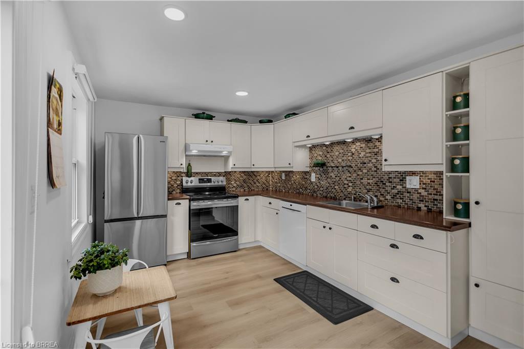 9 Aylmer Street Property Photo 14