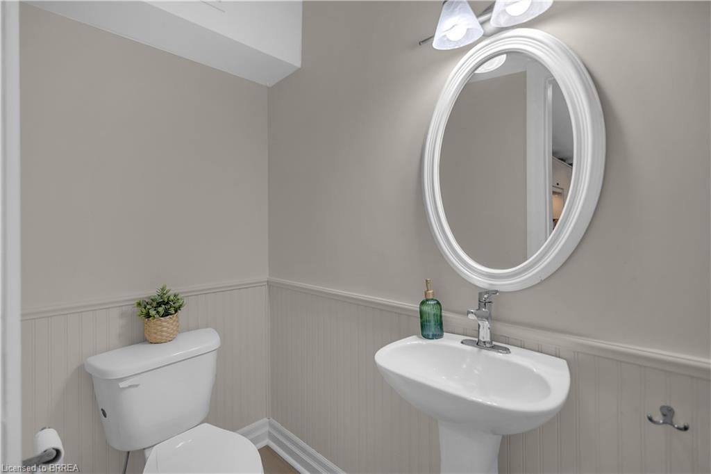 9 Aylmer Street Property Photo 18