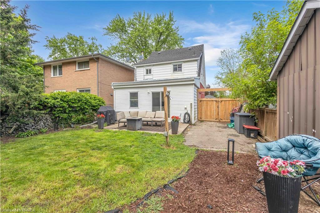 9 Aylmer Street Property Photo 28