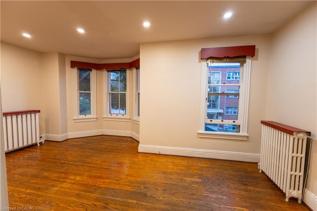 105 Erie Avenue Property Photo 3