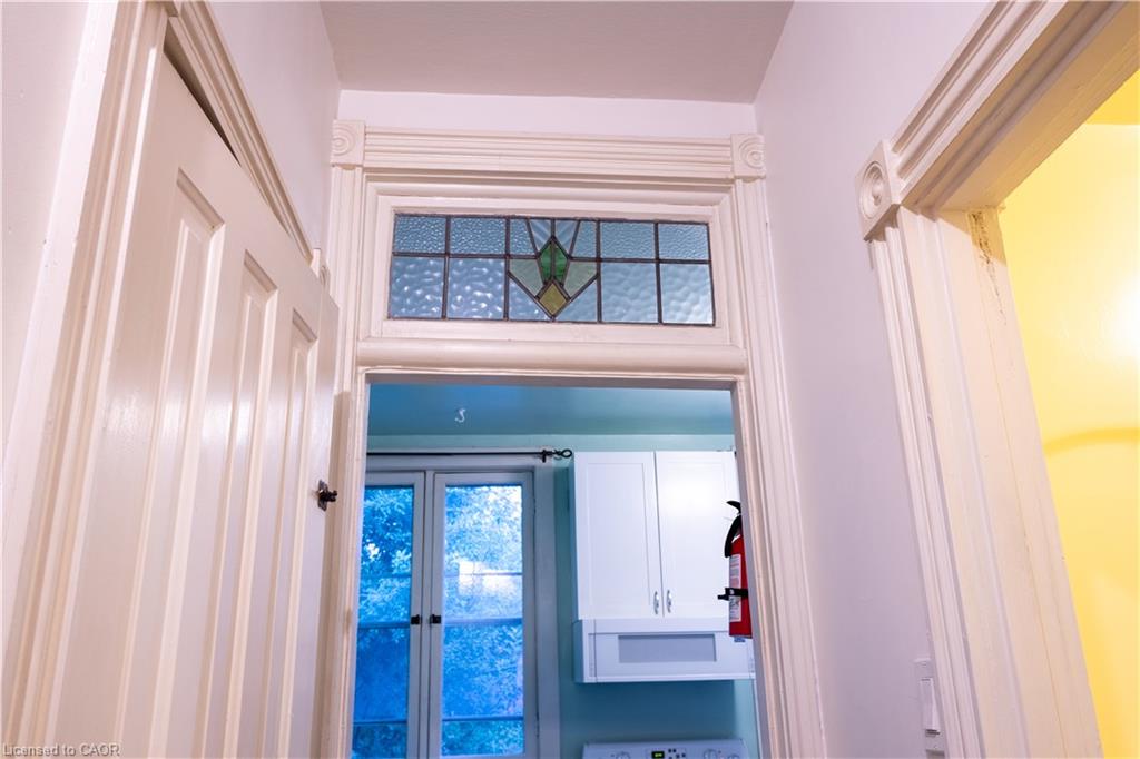 105 Erie Avenue Property Photo 15